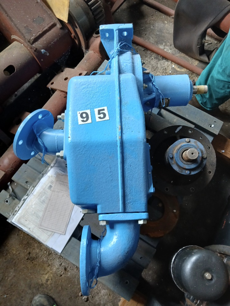 Samonasávací kalové čerpadlo