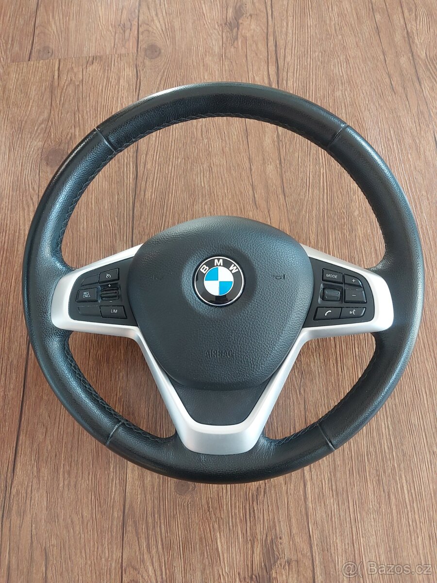BMW volant