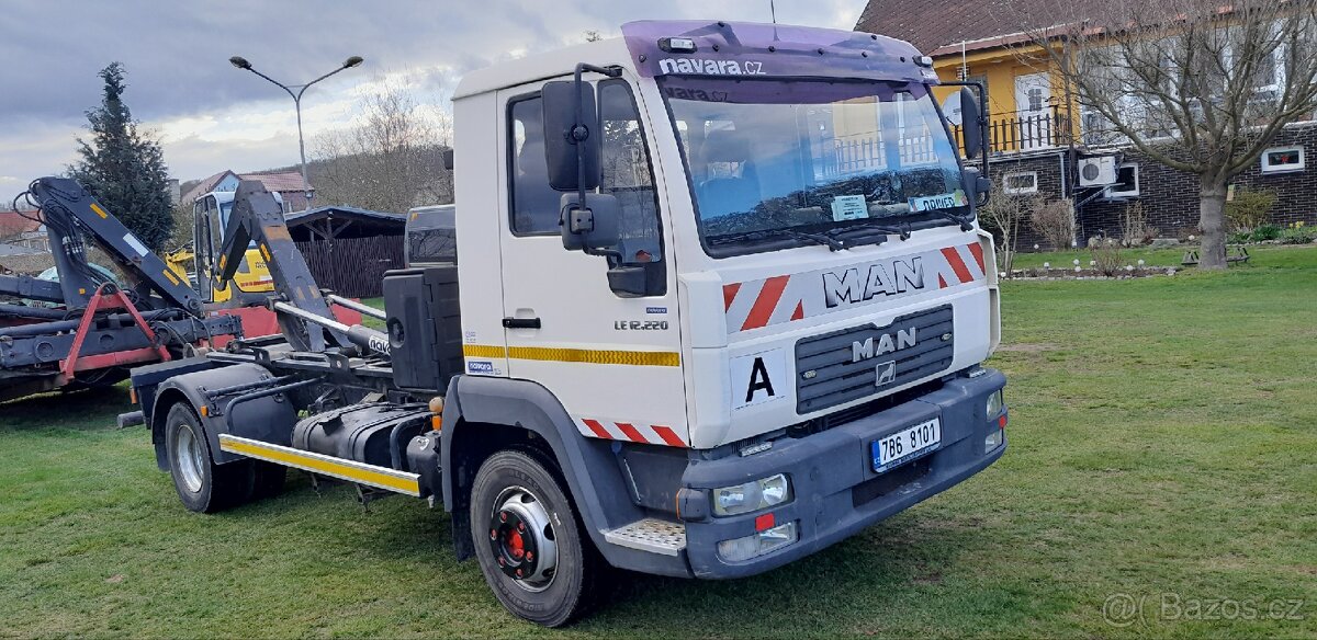 Man L2000 12.225, nosič kontejnerů Navara 7T