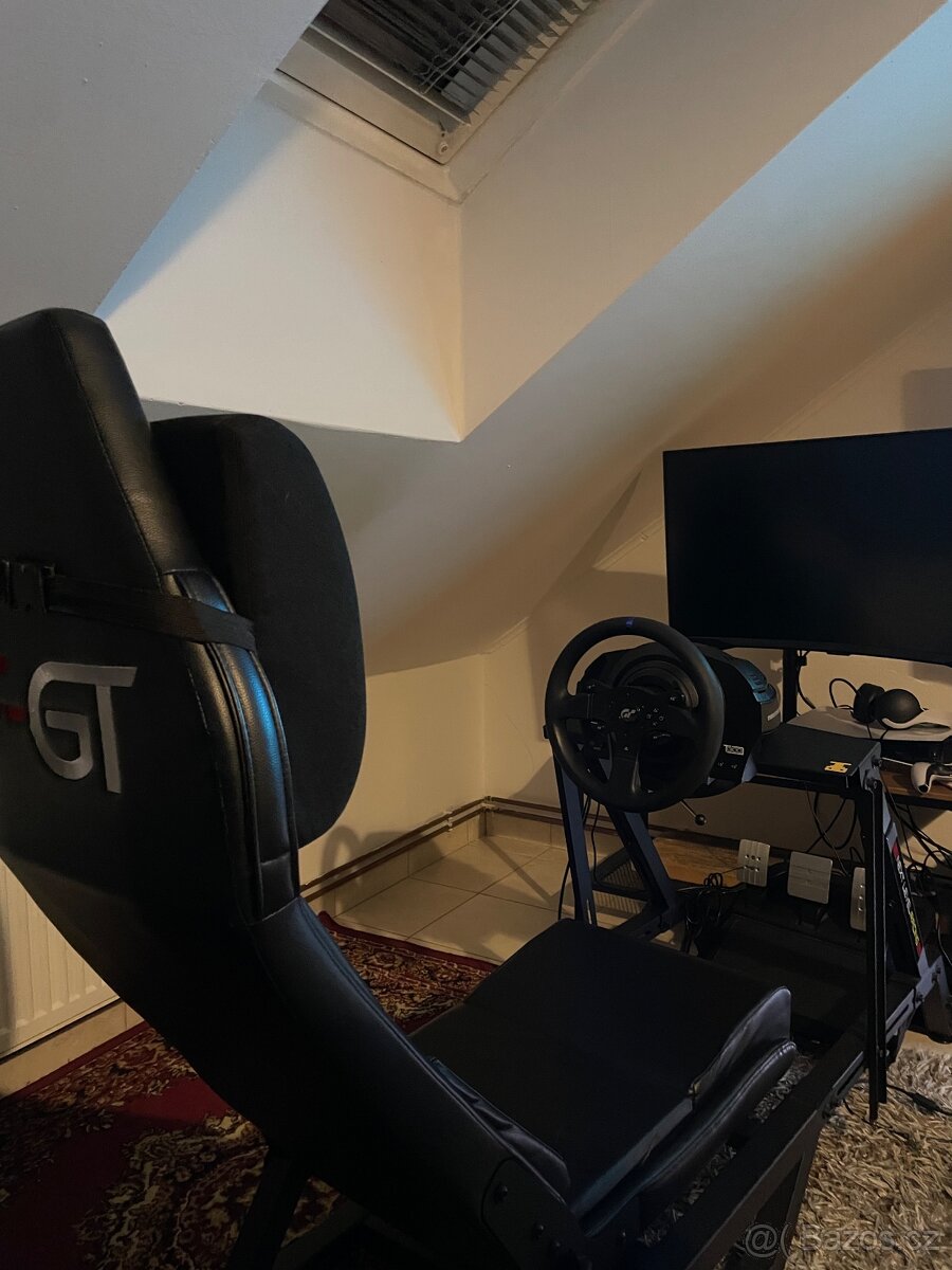 Závodní kokpit Next Level Racing F-GT