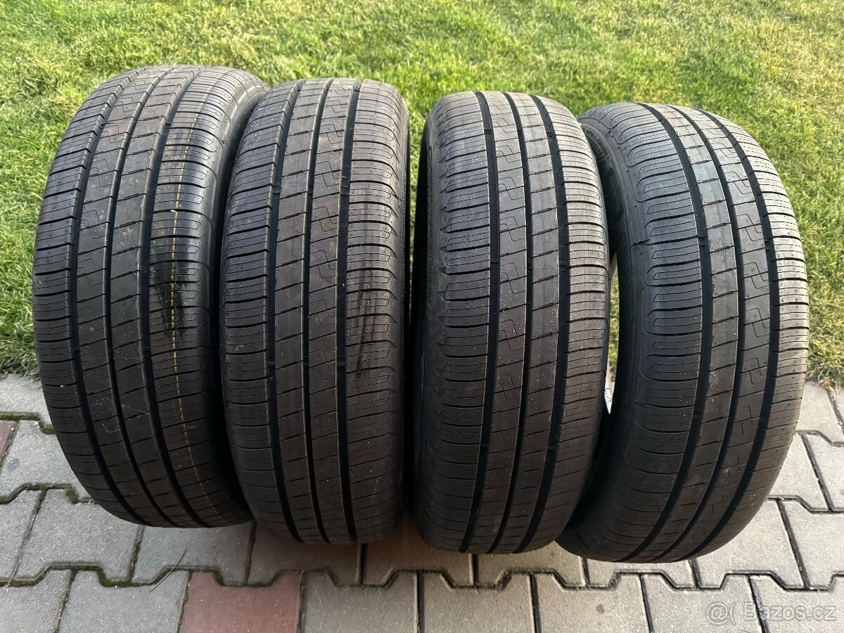 4 letní good year 195/60R18. 96H