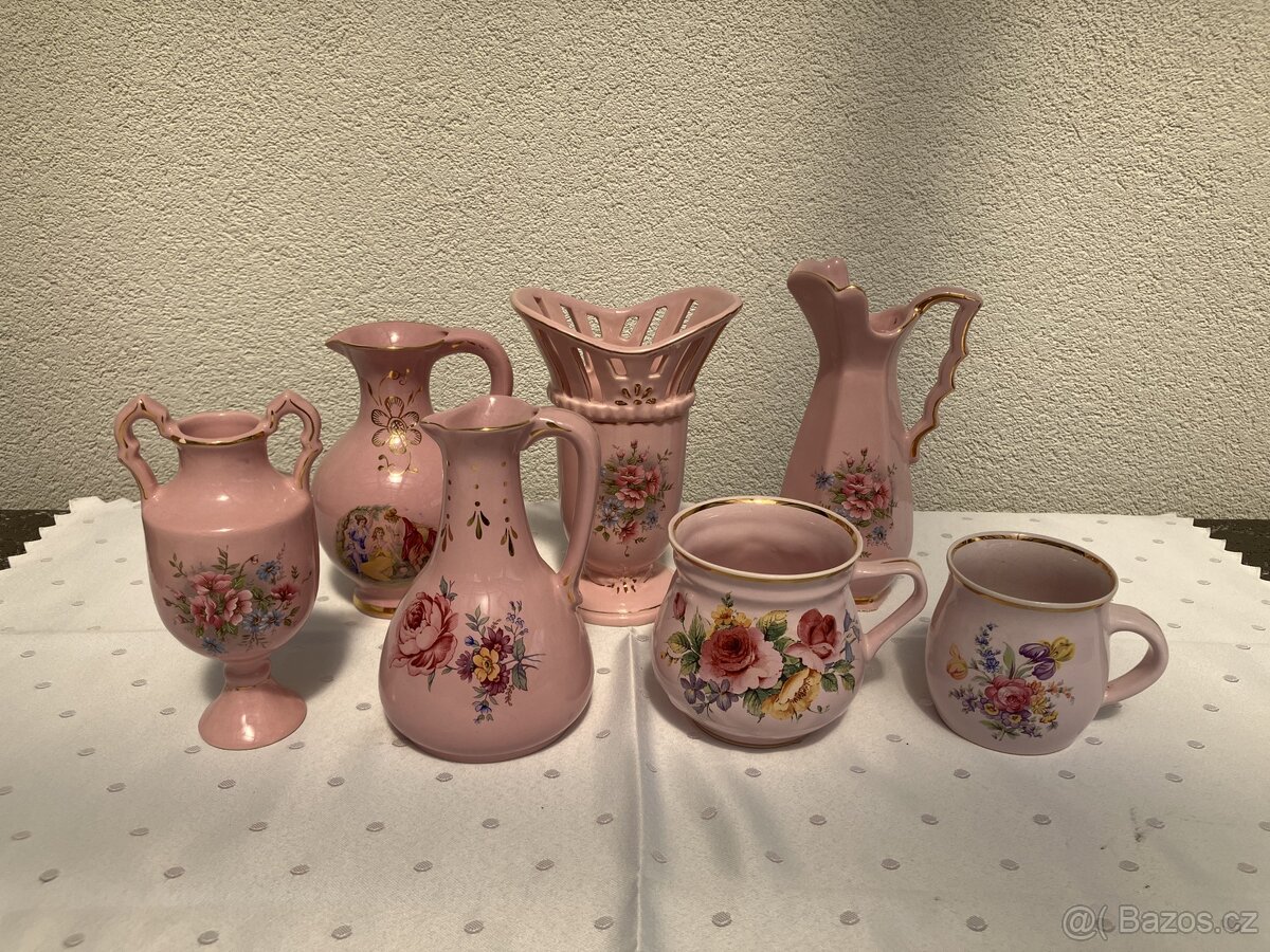 Ruzovy porcelan