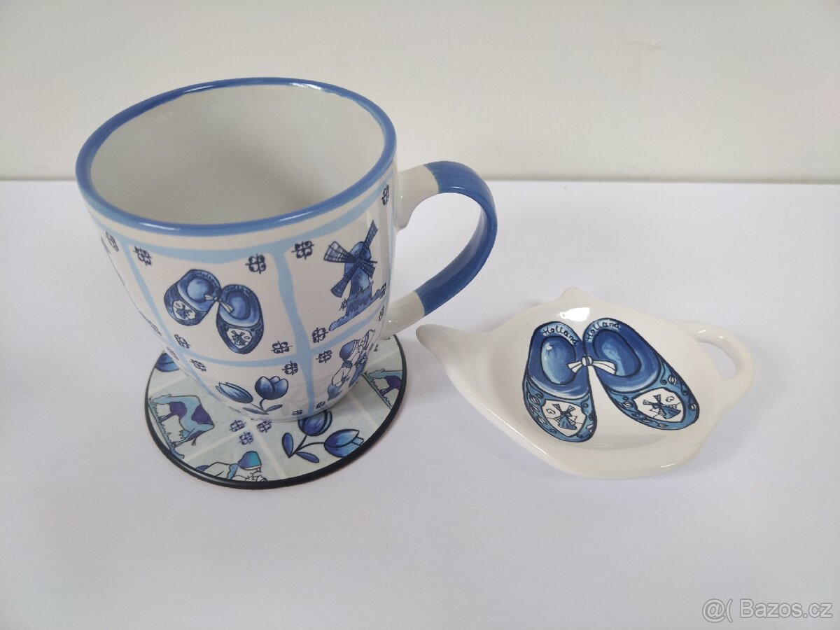 Porcelánový hrnek