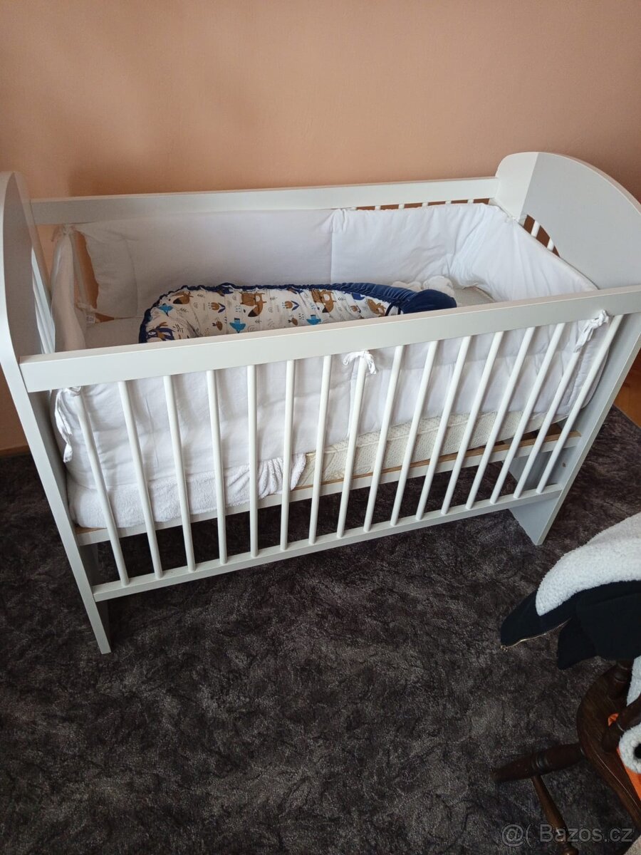 Dětská postýlka