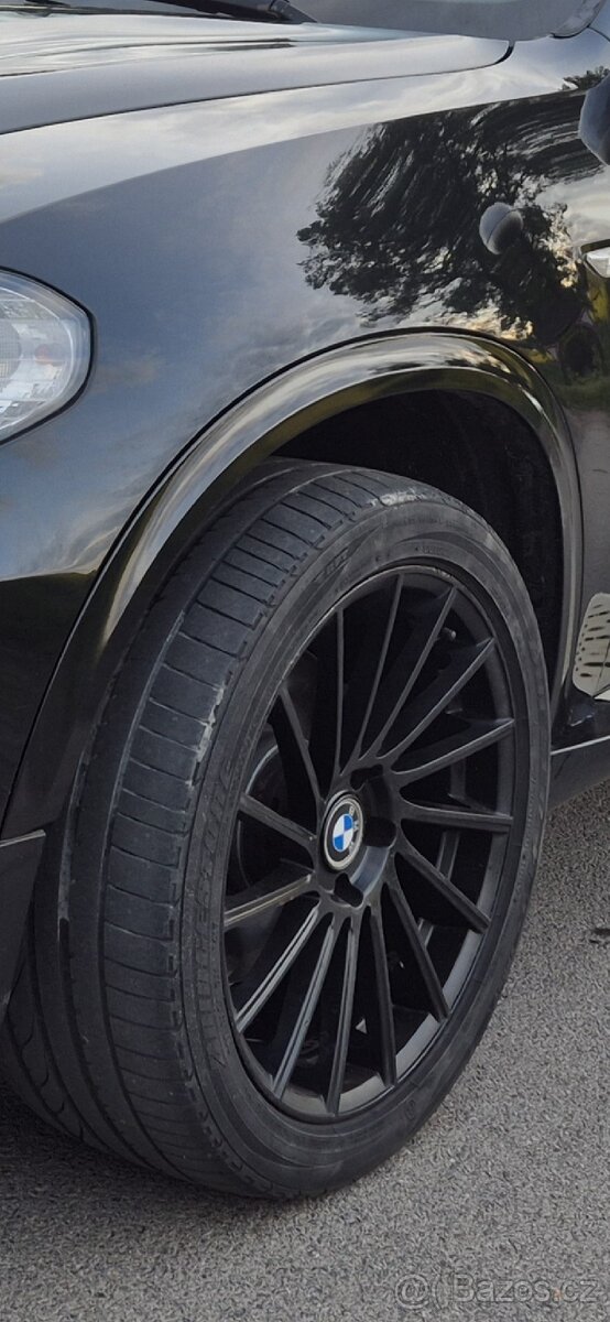 koupím lem BMW X5 E70