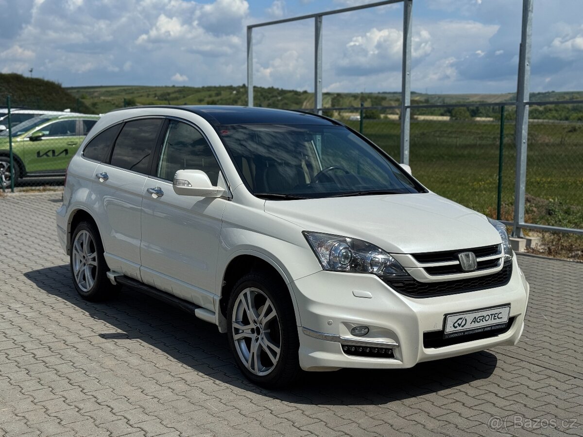 Honda CR-V 2.2 i-DTEC 110kW Executive 4x4 Automat / ČR