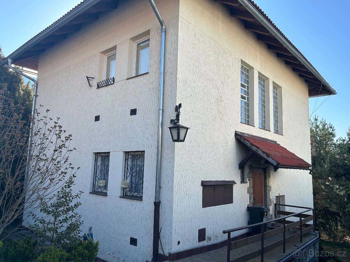 Pronájem RD v Praze Podolí