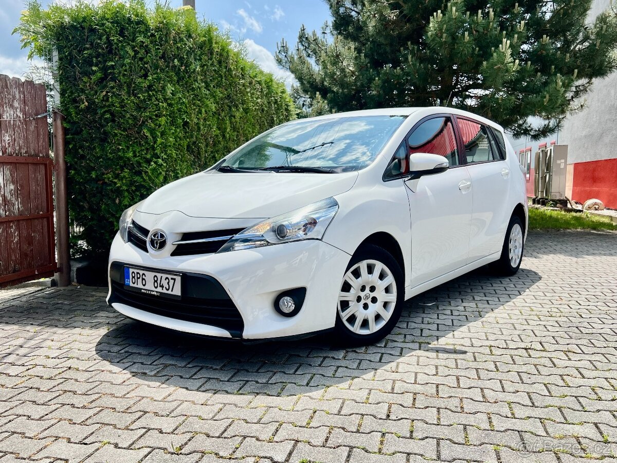 Toyota Verso 1,6 KLIMA / 2015