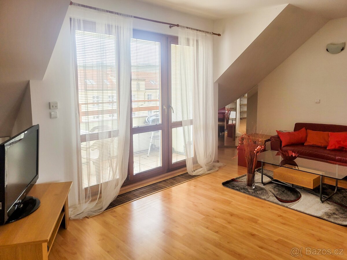 Pronájem bytu 3+1, 110 m2 - Praha 2 - Vinohrady, ev.č. V3564
