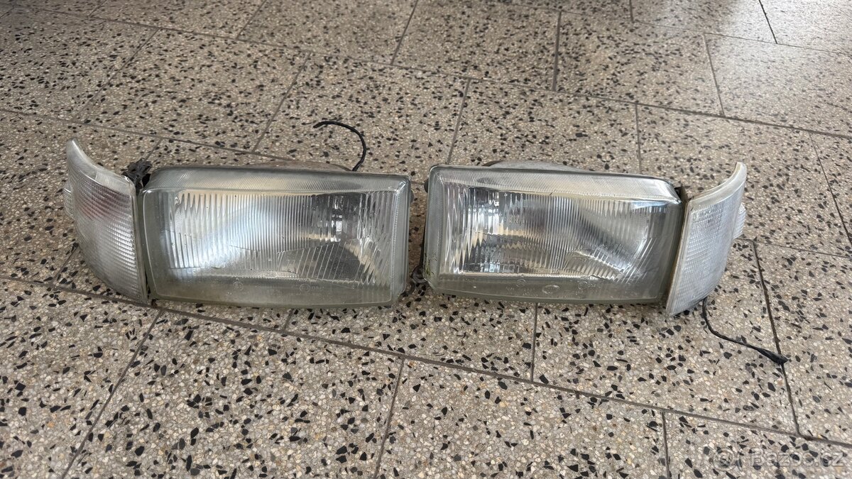 Přední světla Volkswagen T4 ORIGINÁL HEZKÉ