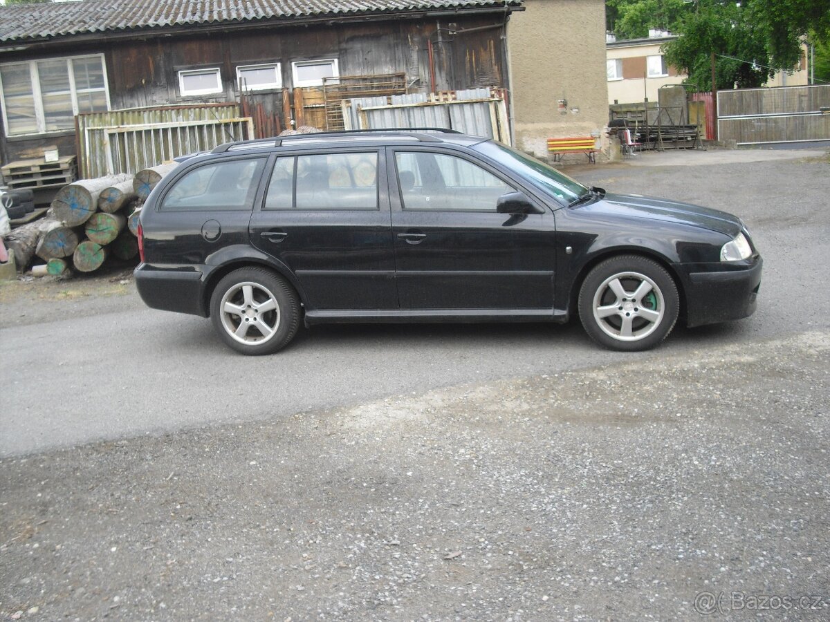 Skoda Octavia RS1 Kombi