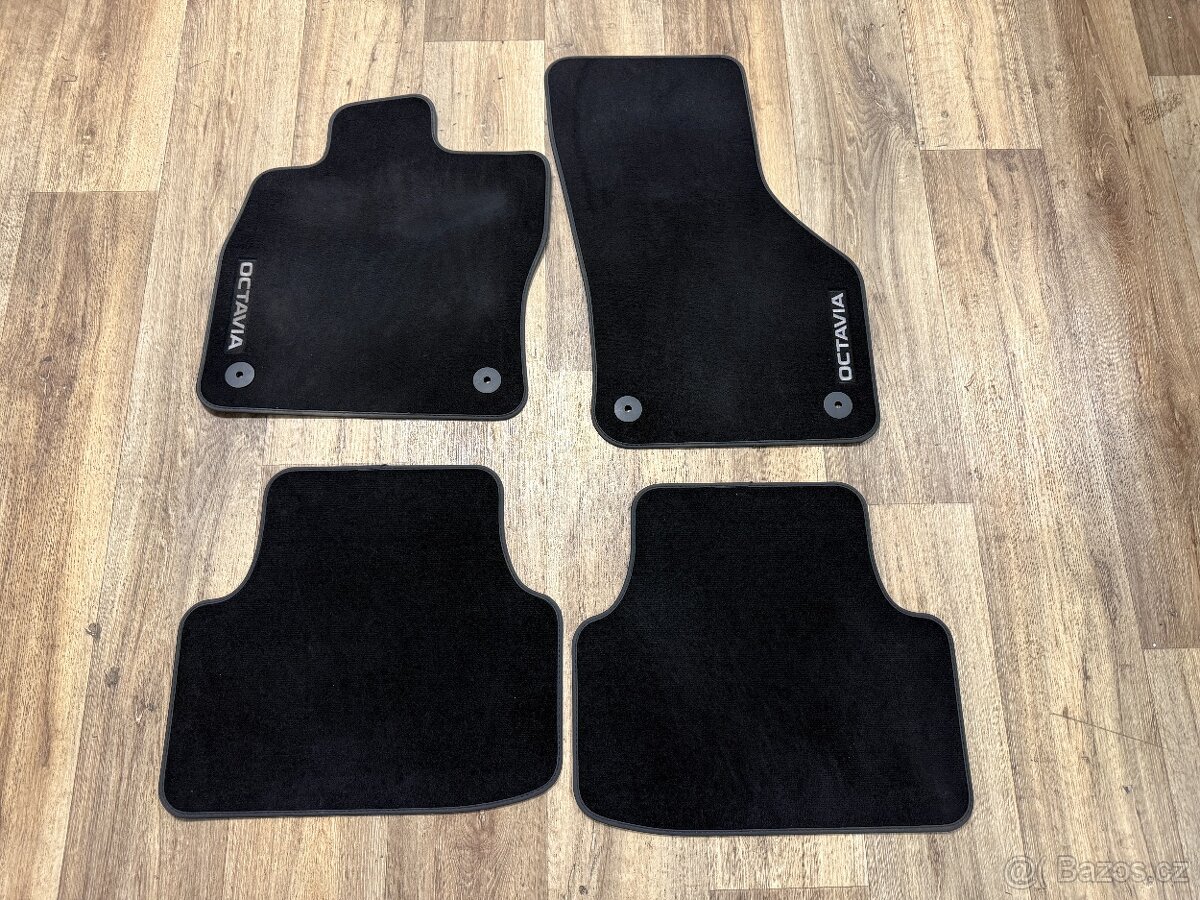 Sada textilních koberců Prestige Octavia 3 / III - TOP Stav