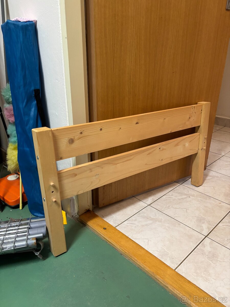 Rám postele s roštem - jednolůžko 90x200