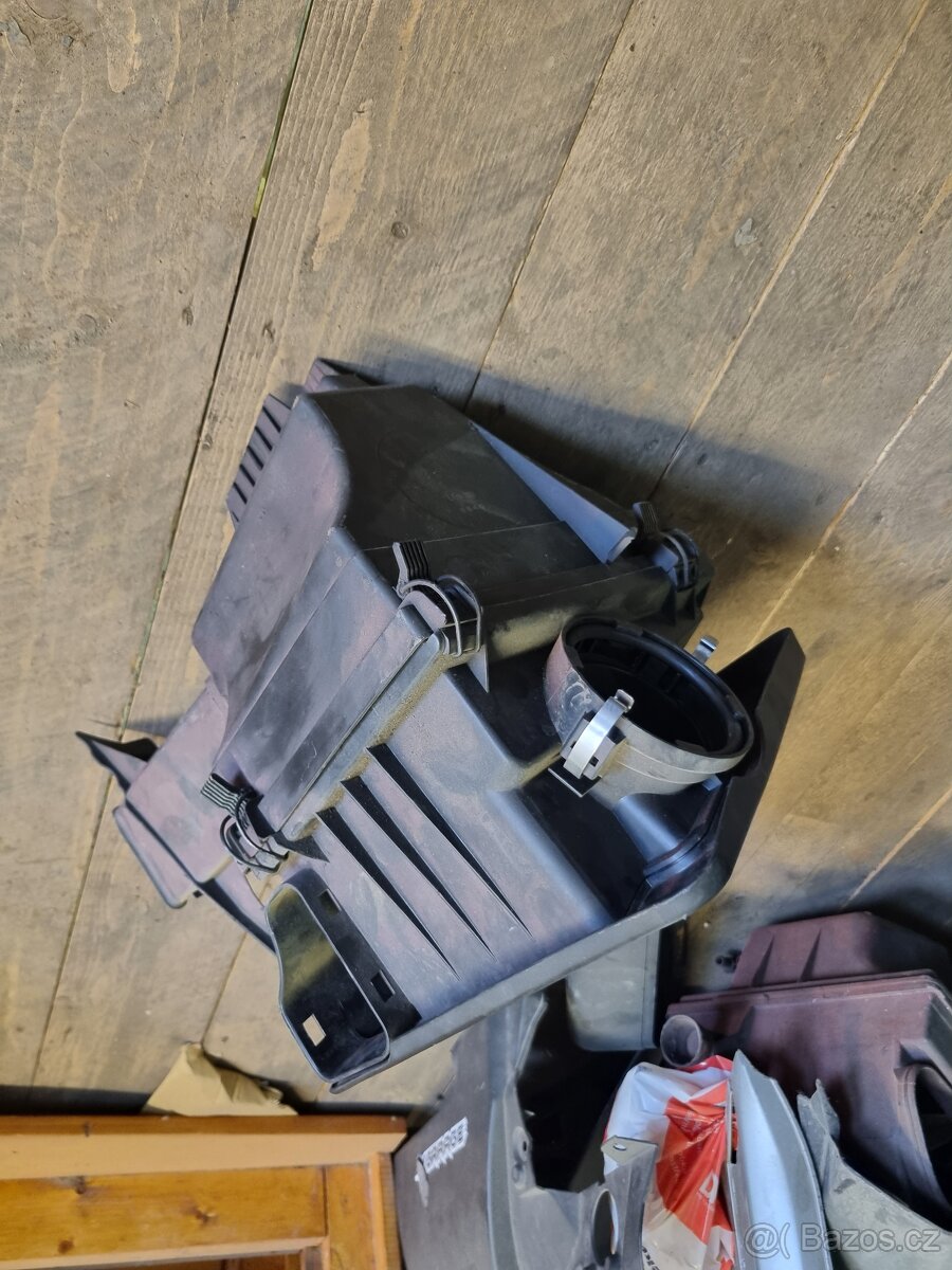 Airbox M54