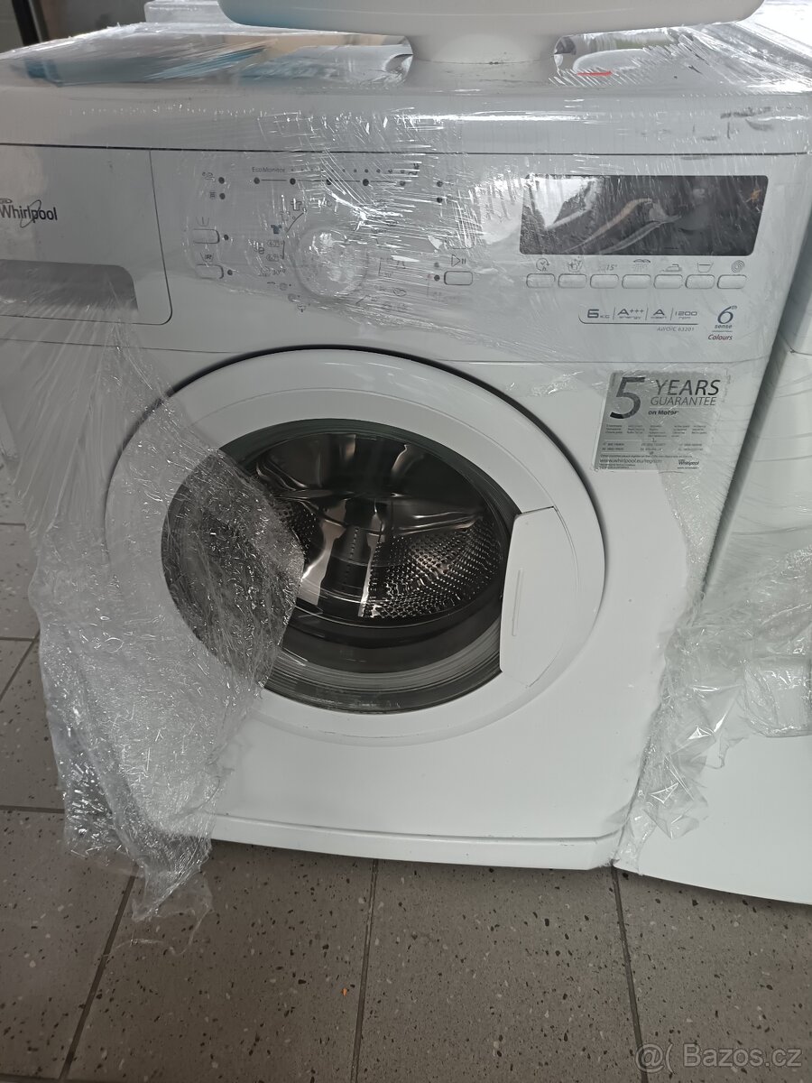 Pračka Whirlpool