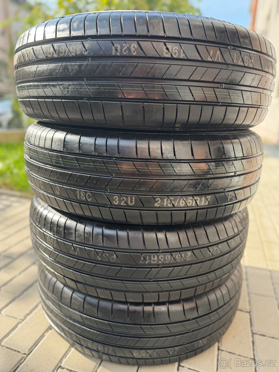 KUMHO 215/65/17 R17 SUV - ÚPLNĚ NOVÉ