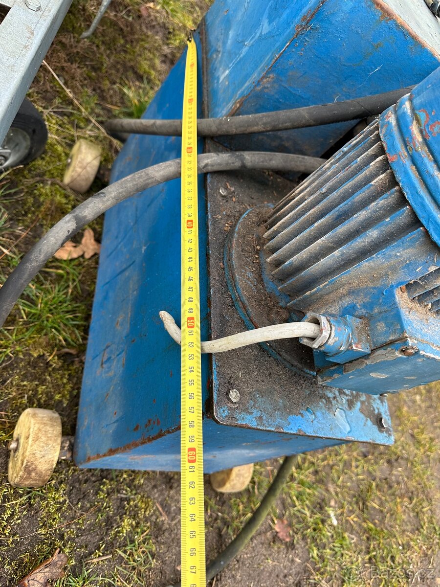 Hydraulická jednotka