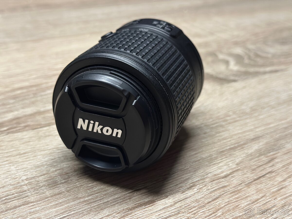 objektiv Nikon AF-S DX 55-200mm VR TOP STAV