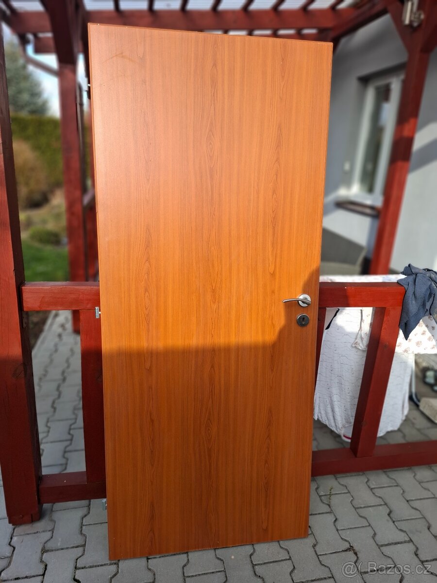 Dveře 80L