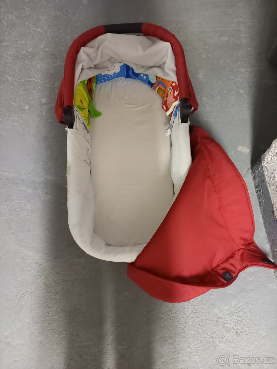 Korba Britax B-motion