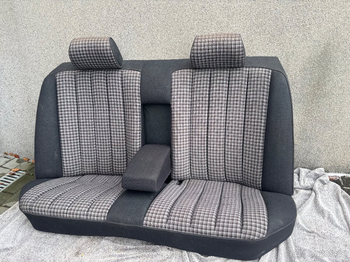 Mercedes 190 w201 Sportline interiér