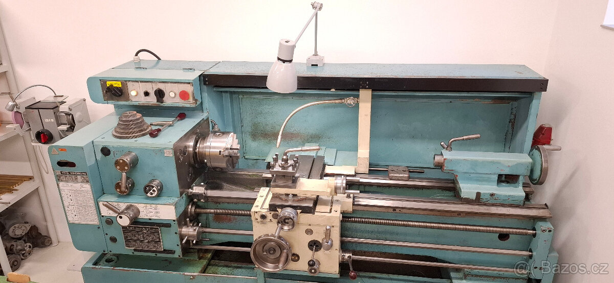 Soustruh TOS Trenčín SUI 32 - 1000