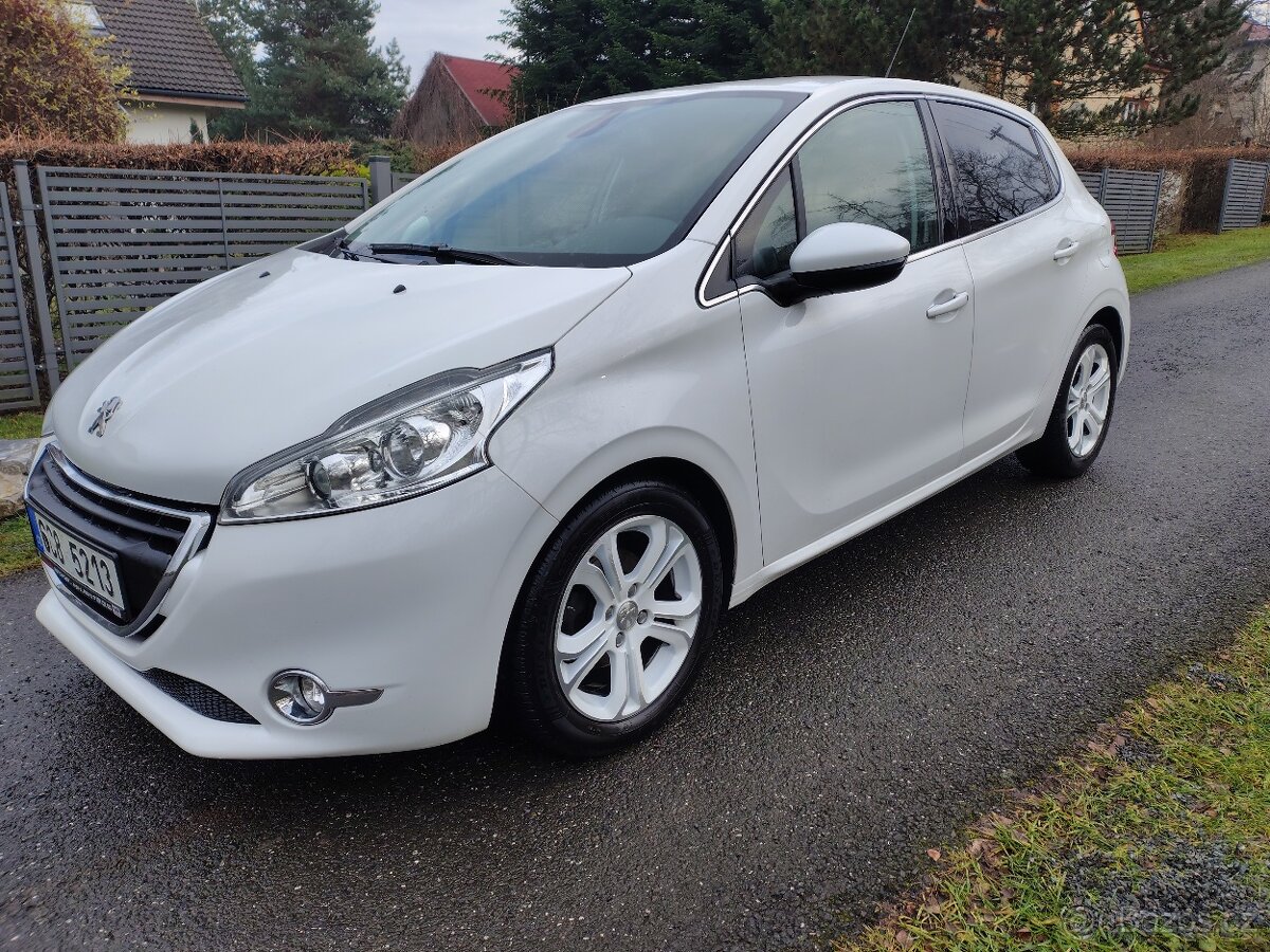 Peugeot 208, 1.6 120 k