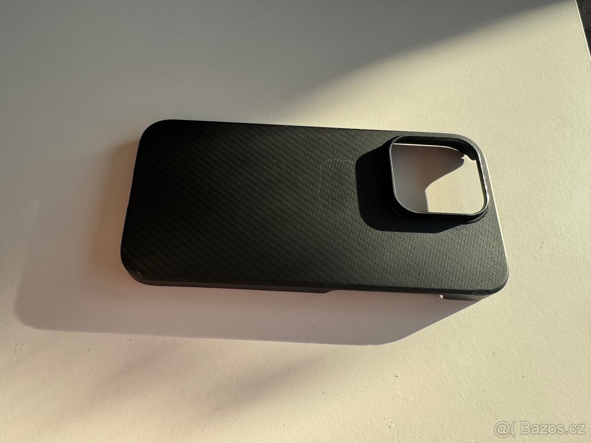 Pitaka kryt iPhone 14 pro