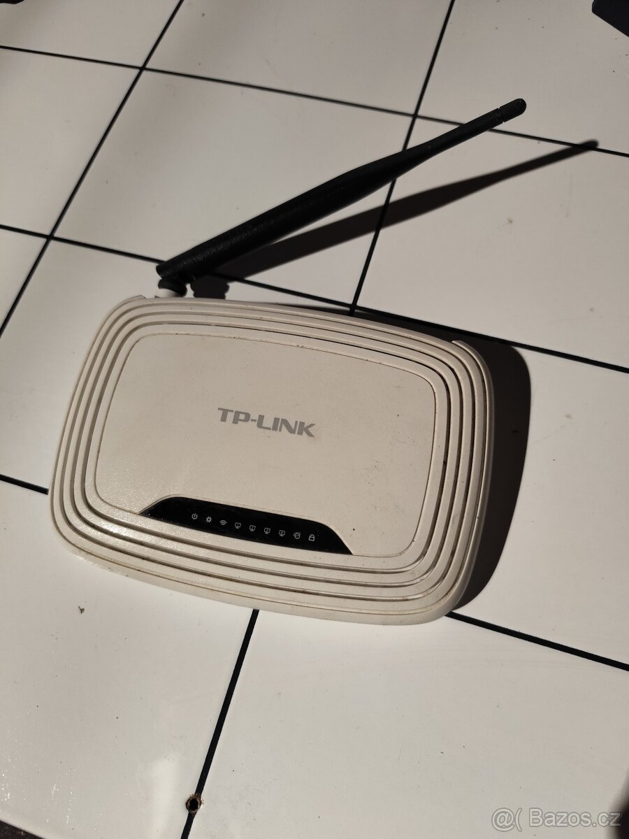 Wi-Fi router TP-Link TL-WR740N (150 Mbps)