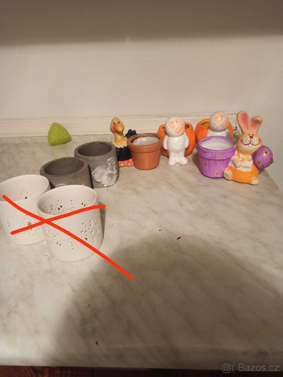 Květináče - více druhů a kusů