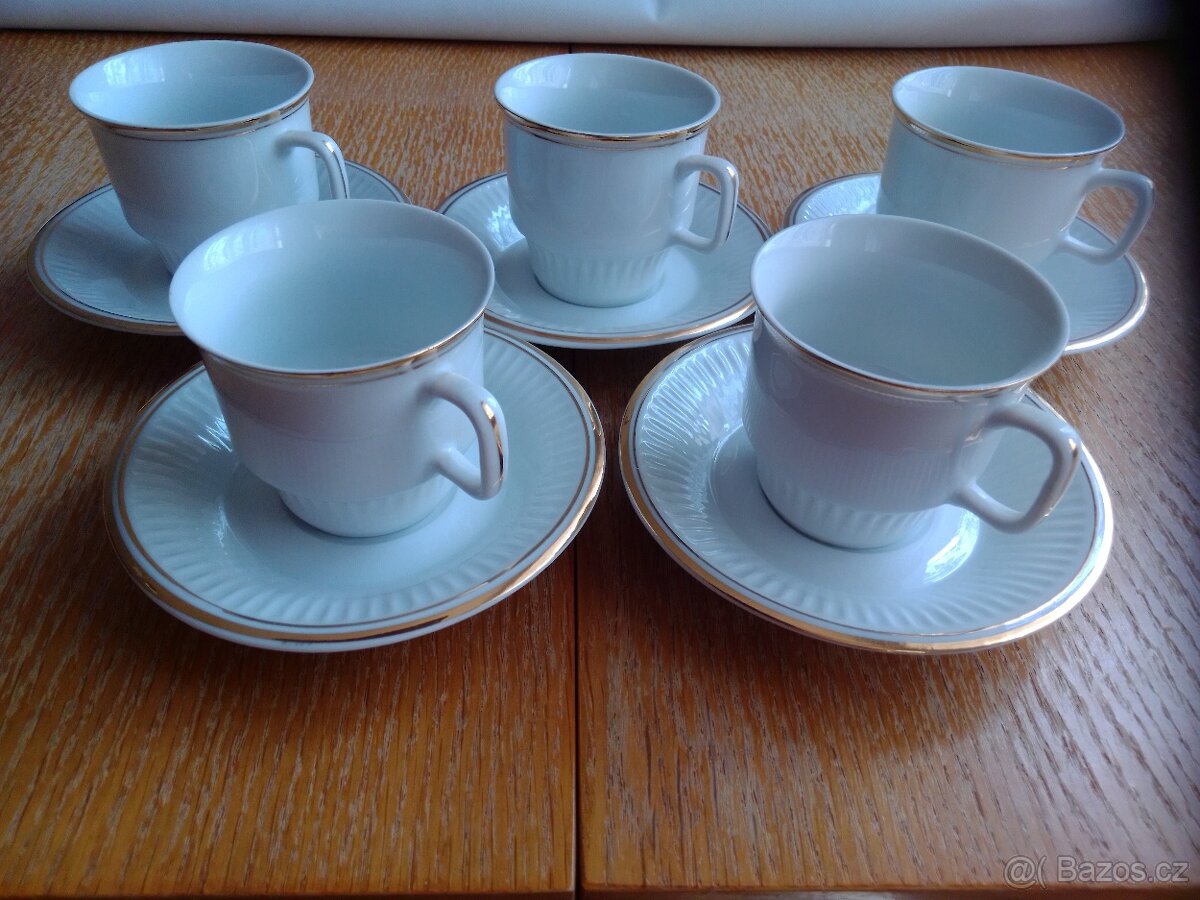 Hrnečky na kávu
