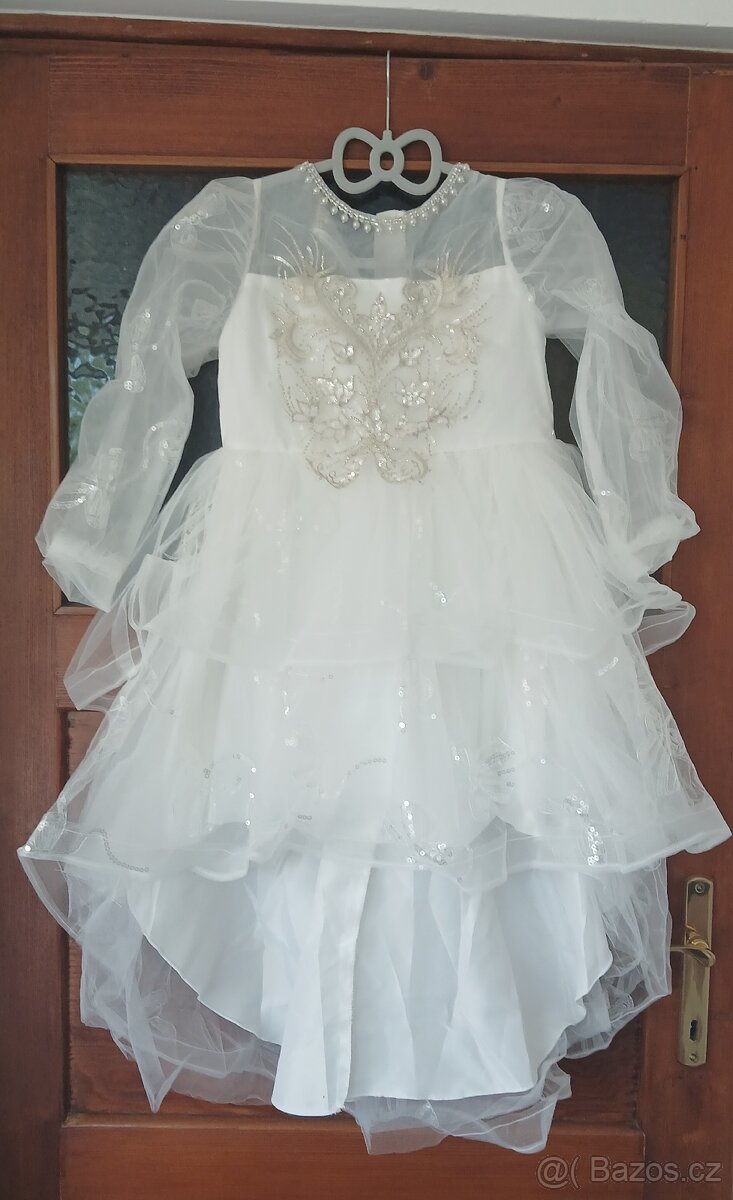 Dívčí šaty vel.150