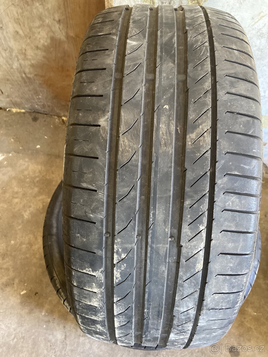 Letní pneu dva ks. 255/45/18 staří 2019 hloubka 6,5 mm