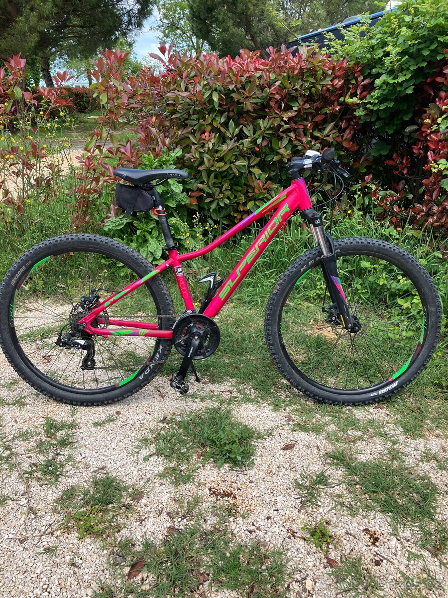 Dívčí kolo Superior Modo , 27,5 kola, xs velikost