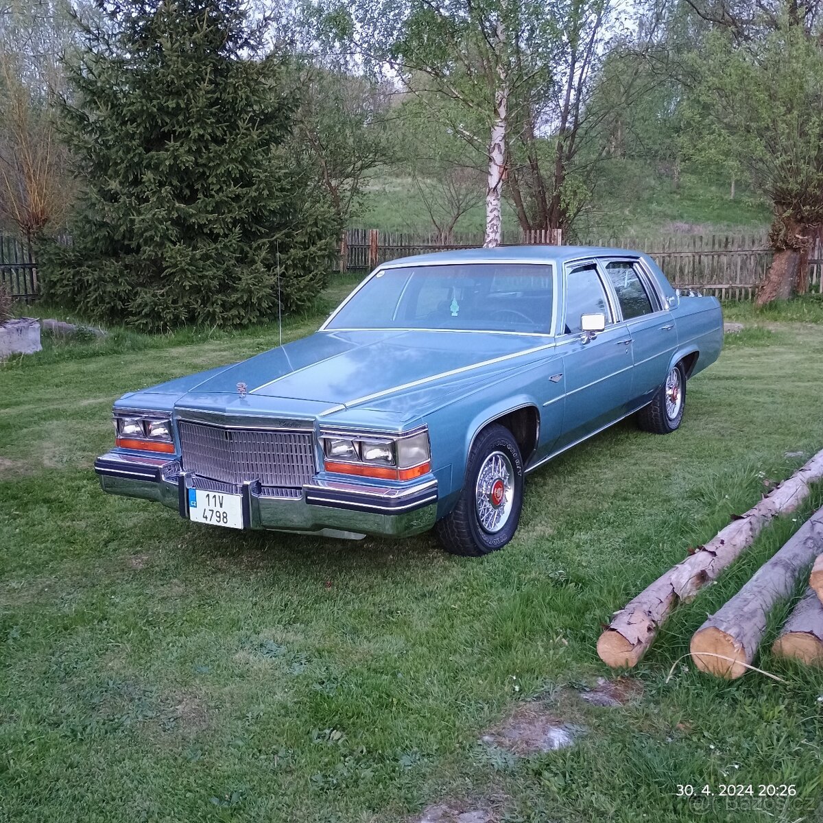 Cadillac sedan deville