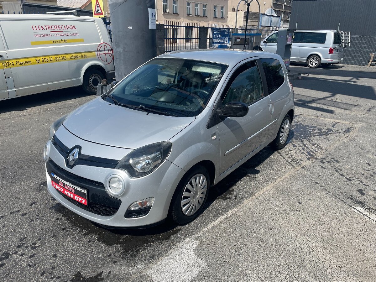 RENAULT TWINGO LIMITED 1.2i 55KW 1Majitel ČR 2014