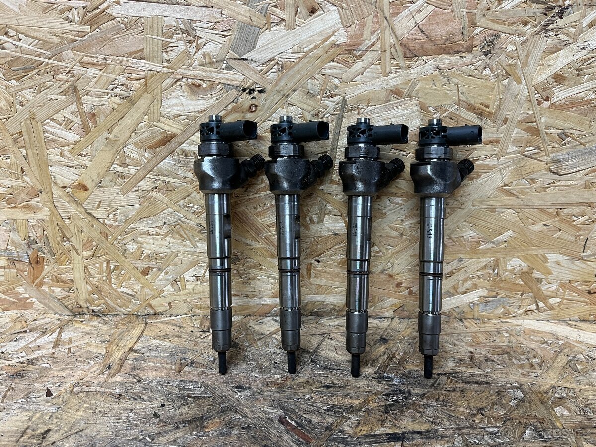 VSTŘIKOVAČE 1.6 TDI 04L130277AD