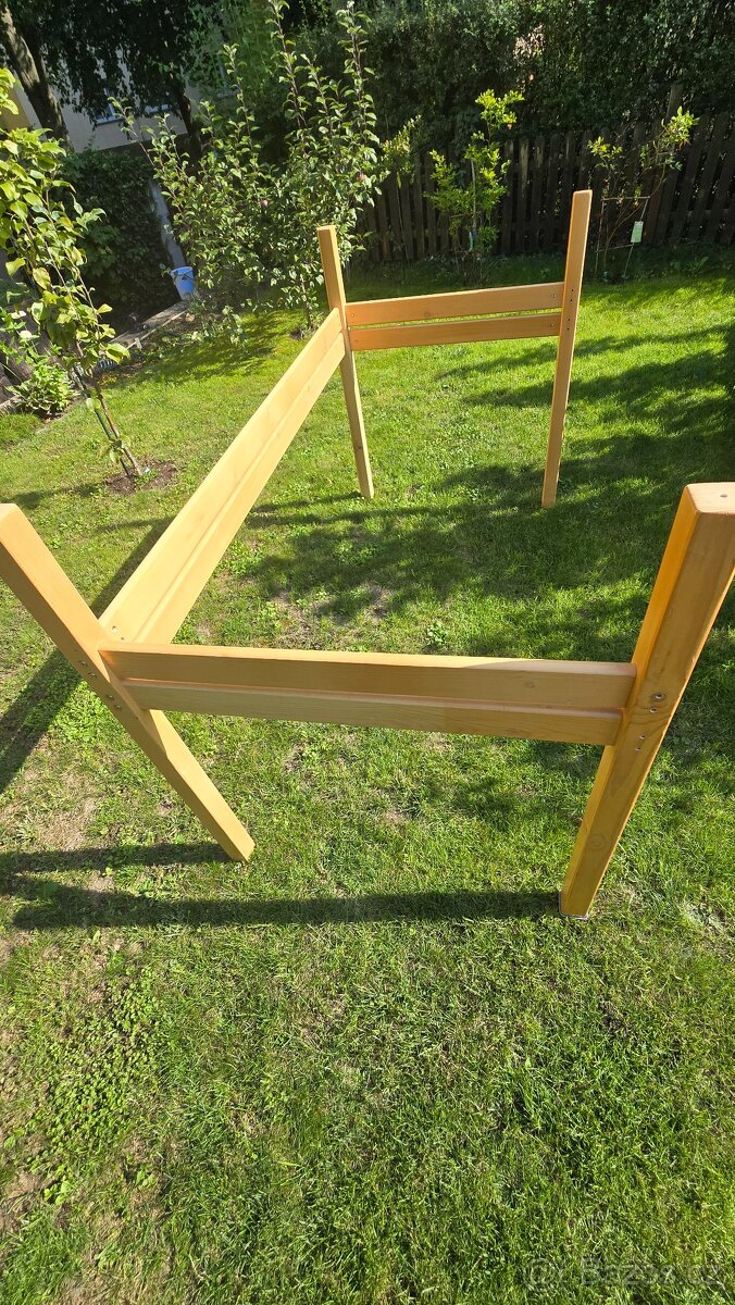 Zvýšení postele Domestav