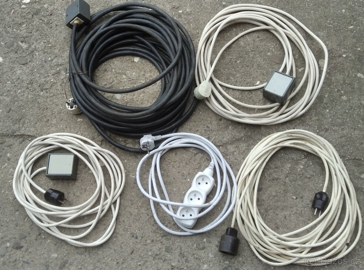 Prodám prodlužovací kabely/prodlužovací kabely 230 v