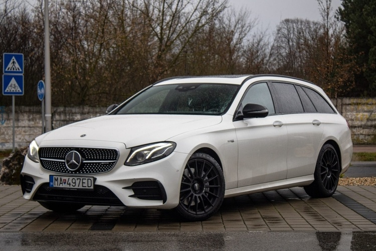 Mercedes-Benz E trieda Kombi Mercedes-AMG 43 4MATIC A/T