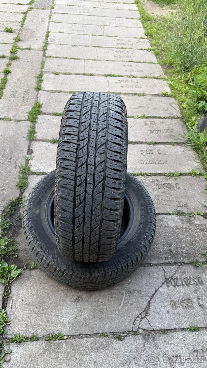 Prodám 2 ks. celoročních pneu Yokohama 215/65 R16 98H