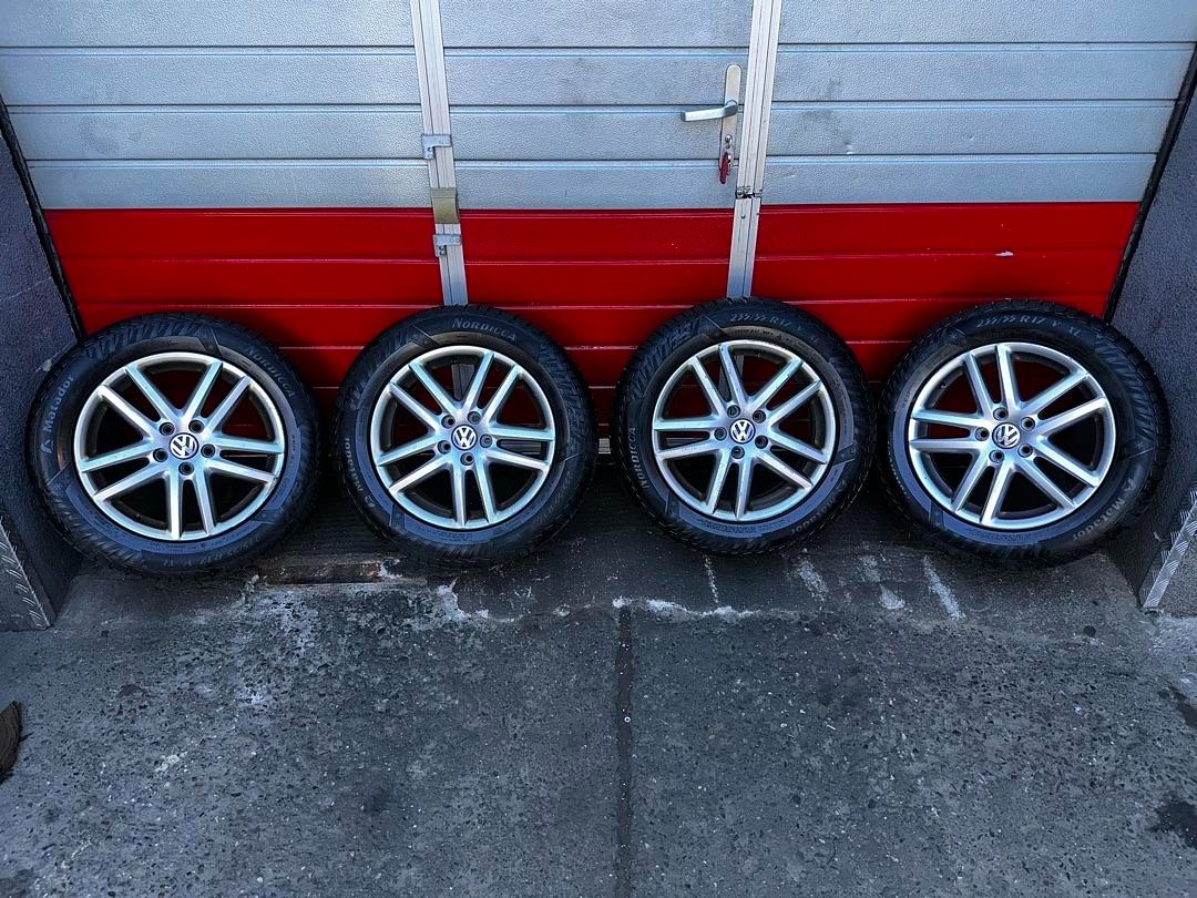 Original ALU kola VW Siena 17" 7J ET54 + 235/55/R17