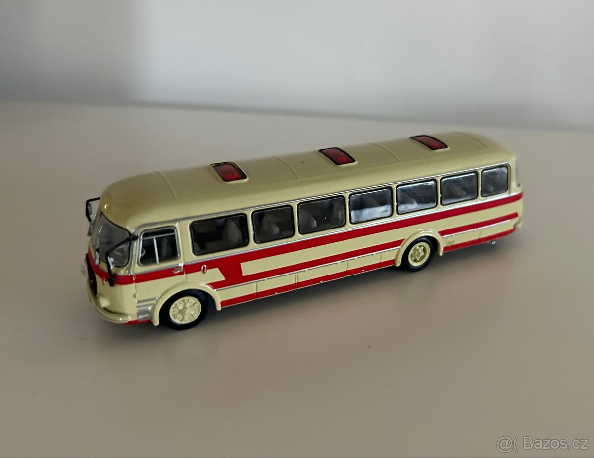 DeAgostini 1:72 Kultovní autobusy Minulé Éry ŠKODA 706 RTO