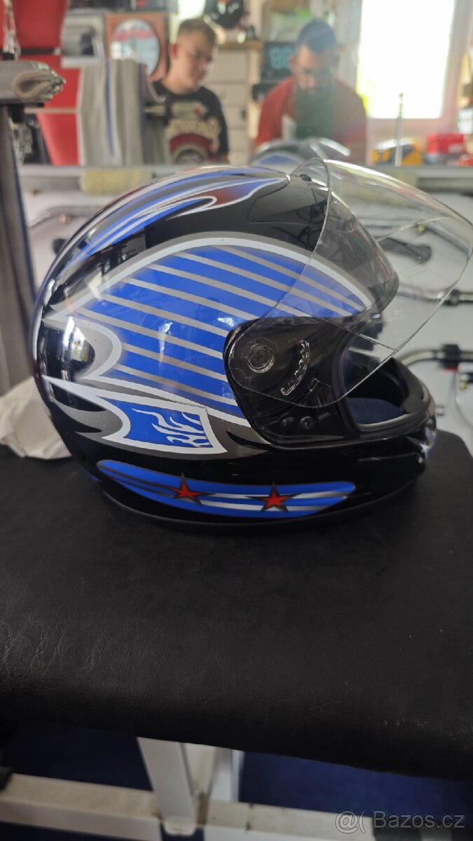 moto helma