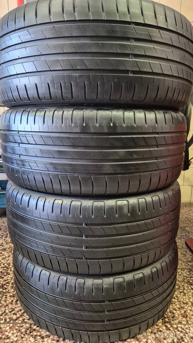 4ks letní pneu 225/45 r18 Goodyear Efficient Grip Performanc