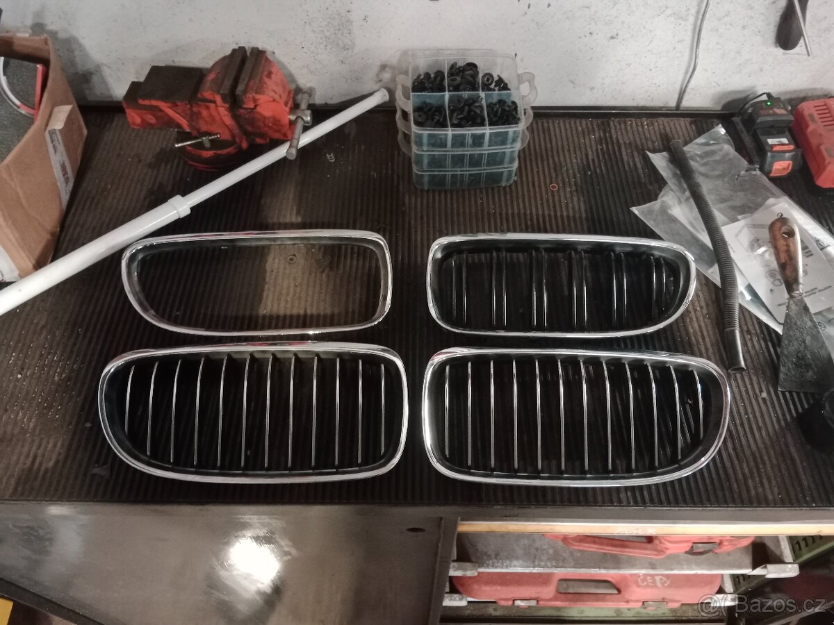 BMW E90 lci ledvinky chrom