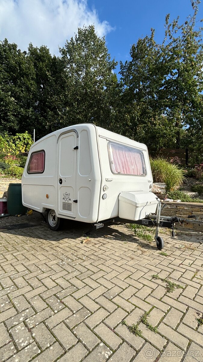 Karavan N126 Niewiadow Predom Prespol, veterán