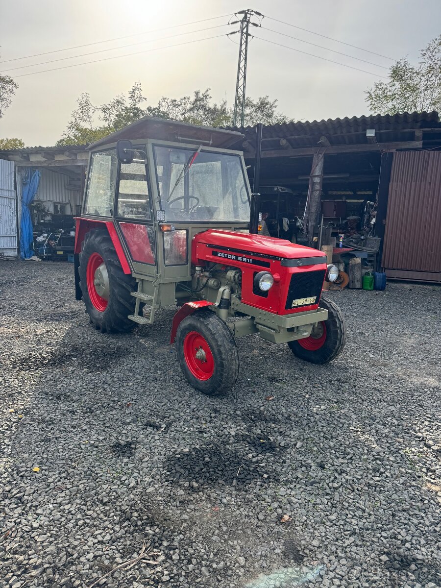 Zetor 6911