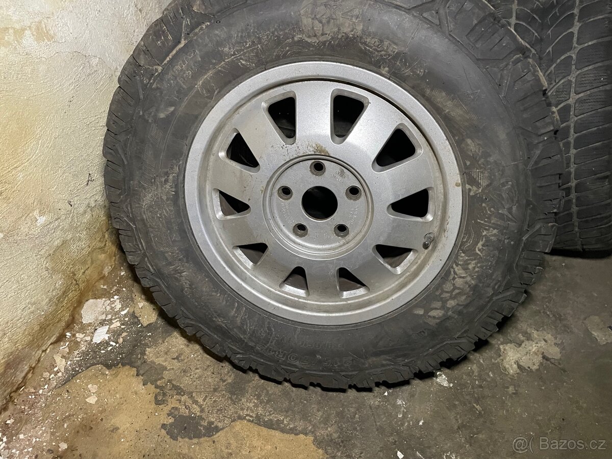 Offroad pneu Equipe 215/70 r15 s disky 5x112