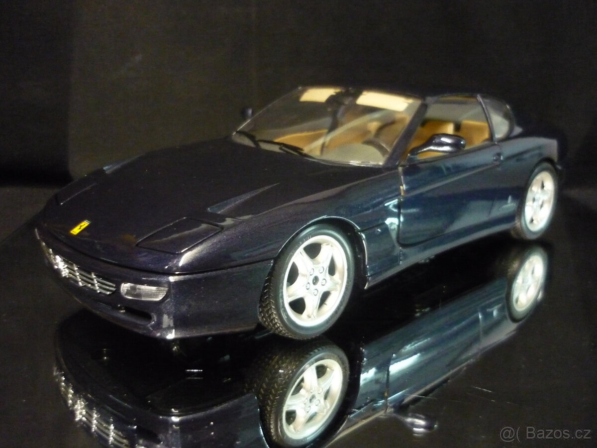 Ferrari 456 GT tmavě modré Bburago 1/18